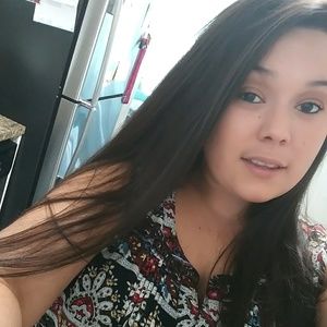 Meet your Posher, Alysia